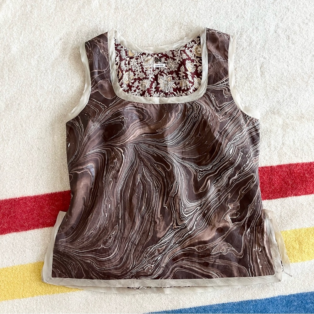 Dosa silk reversible floral/marble swirl top